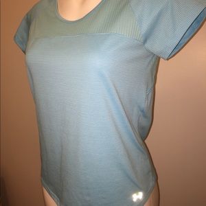 Under Armour heat gear mint active shirt